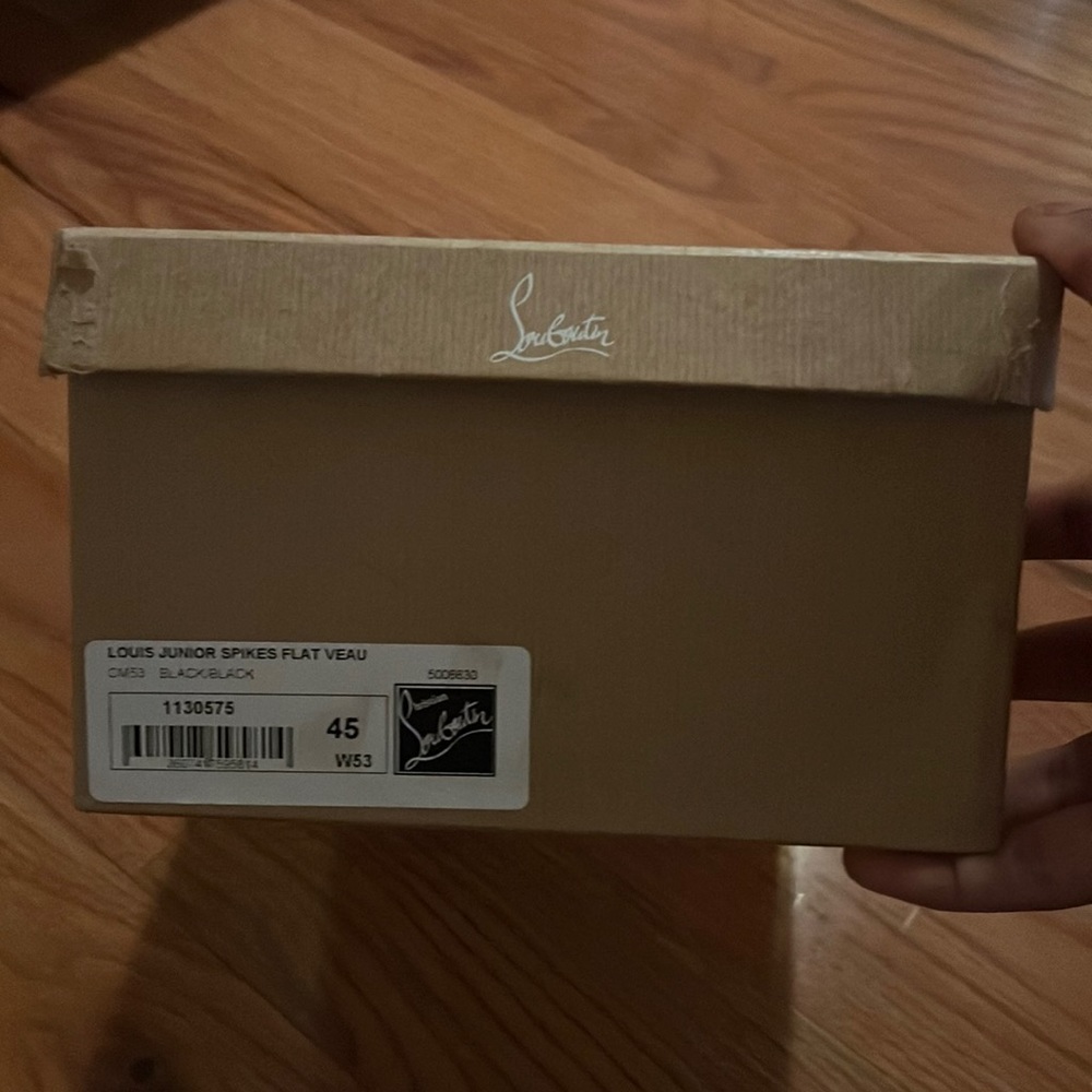 Christian louboutin all black red bottoms worn twice/good as new